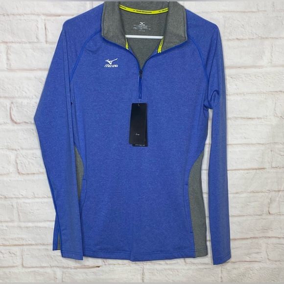 Mizuno Tops - Mizuno  Performance Athletic top size M